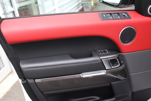 2016 Land Rover Range Rover Sport V8 SVR