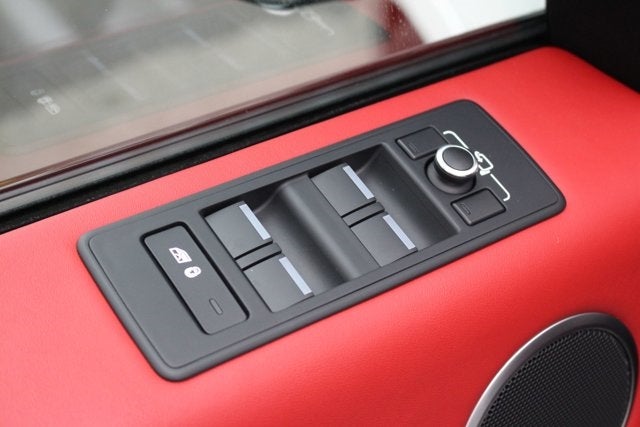 2016 Land Rover Range Rover Sport V8 SVR