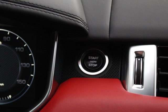 2016 Land Rover Range Rover Sport V8 SVR