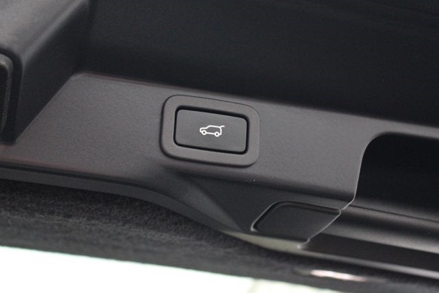 2016 Land Rover Range Rover Sport V8 SVR