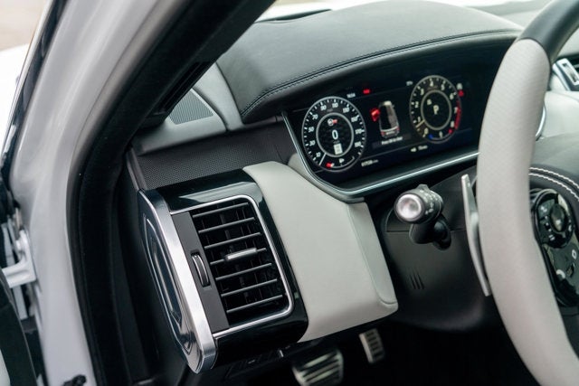 2020 Land Rover Range Rover Sport SVR