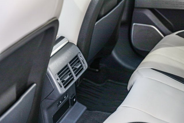 2019 Land Rover Range Rover Velar R-Dynamic SE