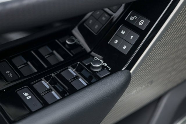 2019 Land Rover Range Rover Velar R-Dynamic SE