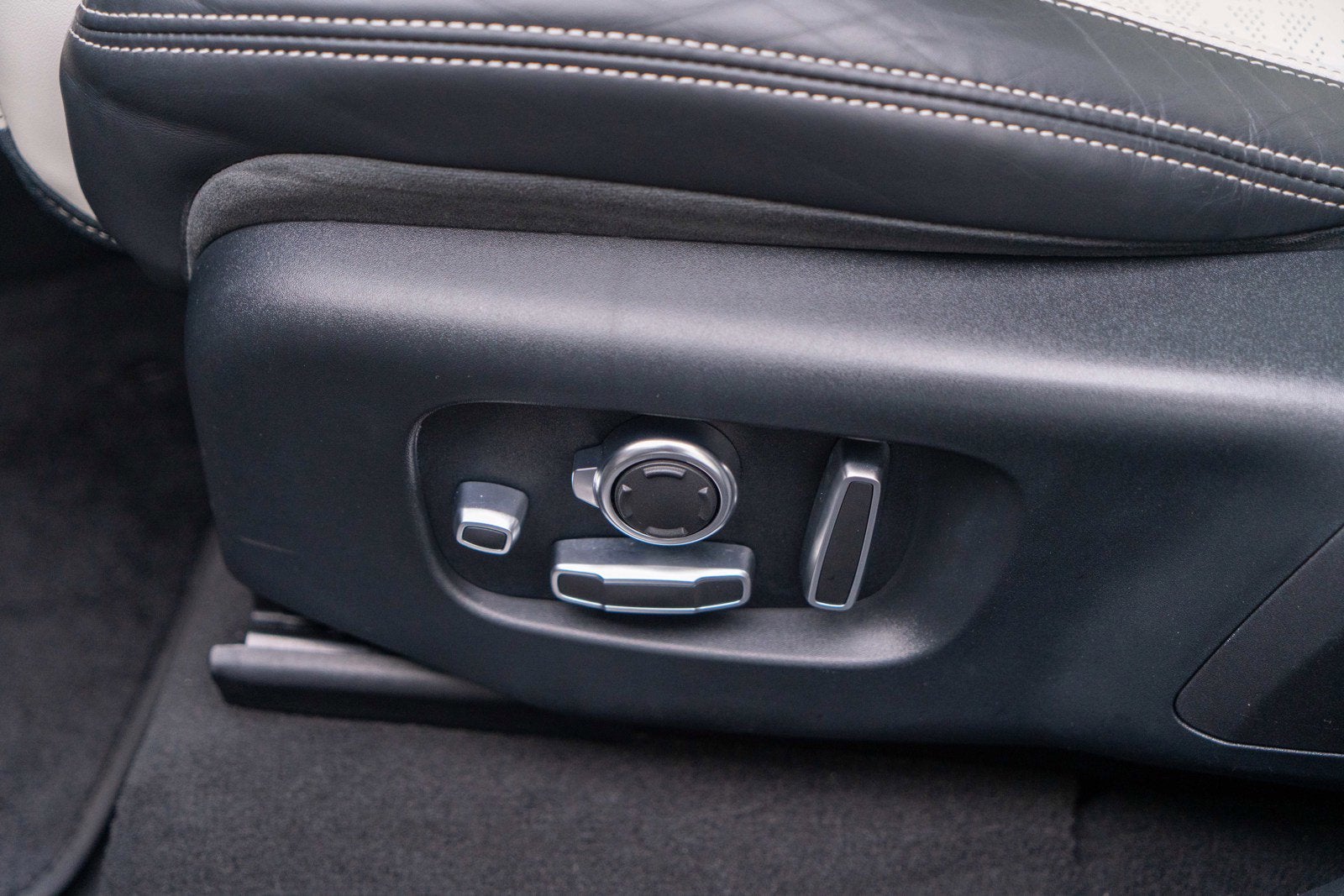 2018 Land Rover Range Rover Velar First Edition