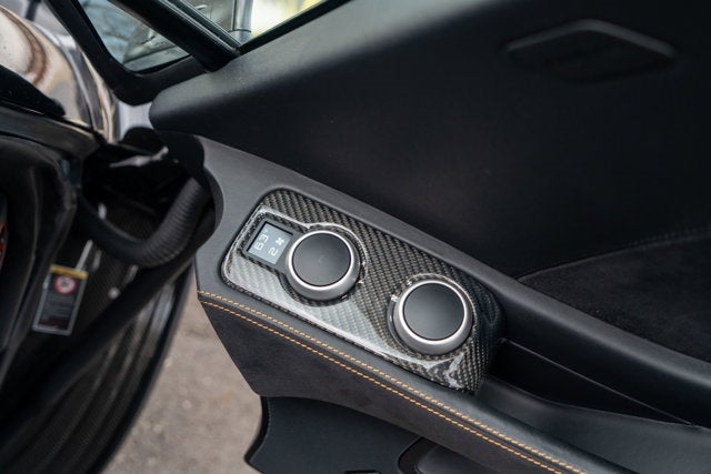2012 McLaren MP4-12C Base