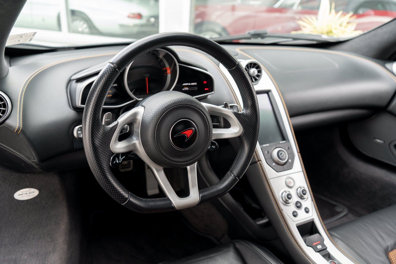2012 McLaren MP4-12C Base
