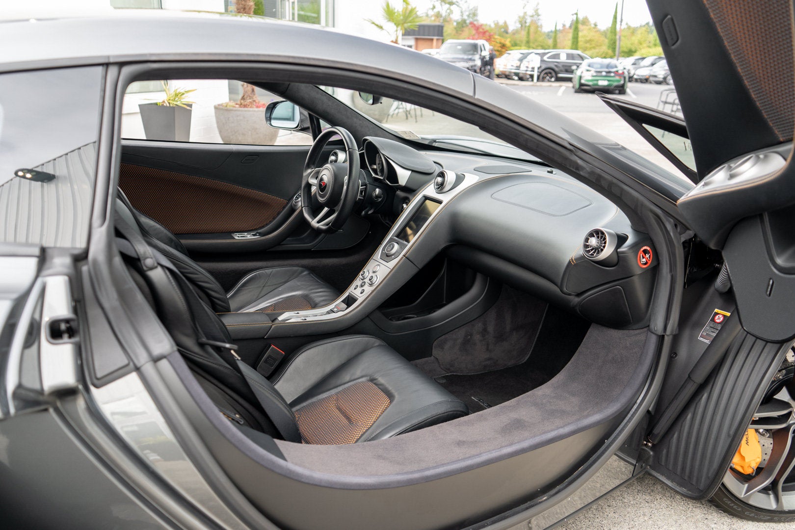 2012 McLaren MP4-12C Base