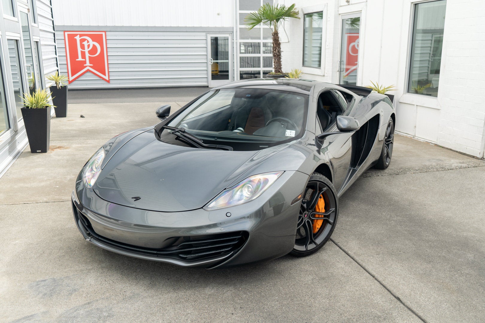 2012 McLaren MP4-12C Base
