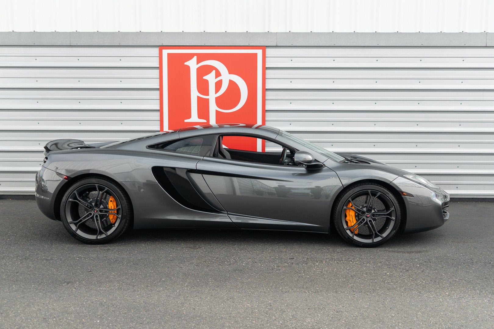 2012 McLaren MP4-12C Base