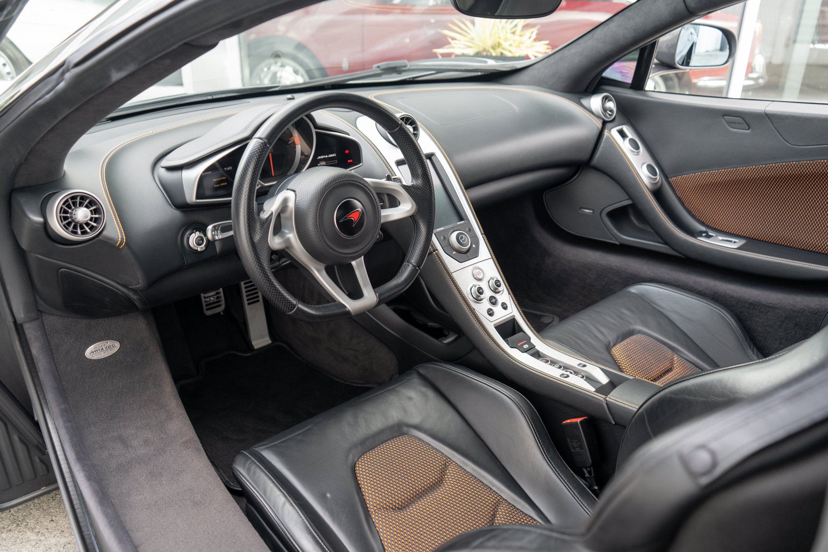 2012 McLaren MP4-12C Base