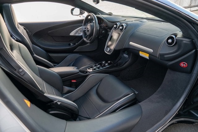 2023 McLaren GT Coupe