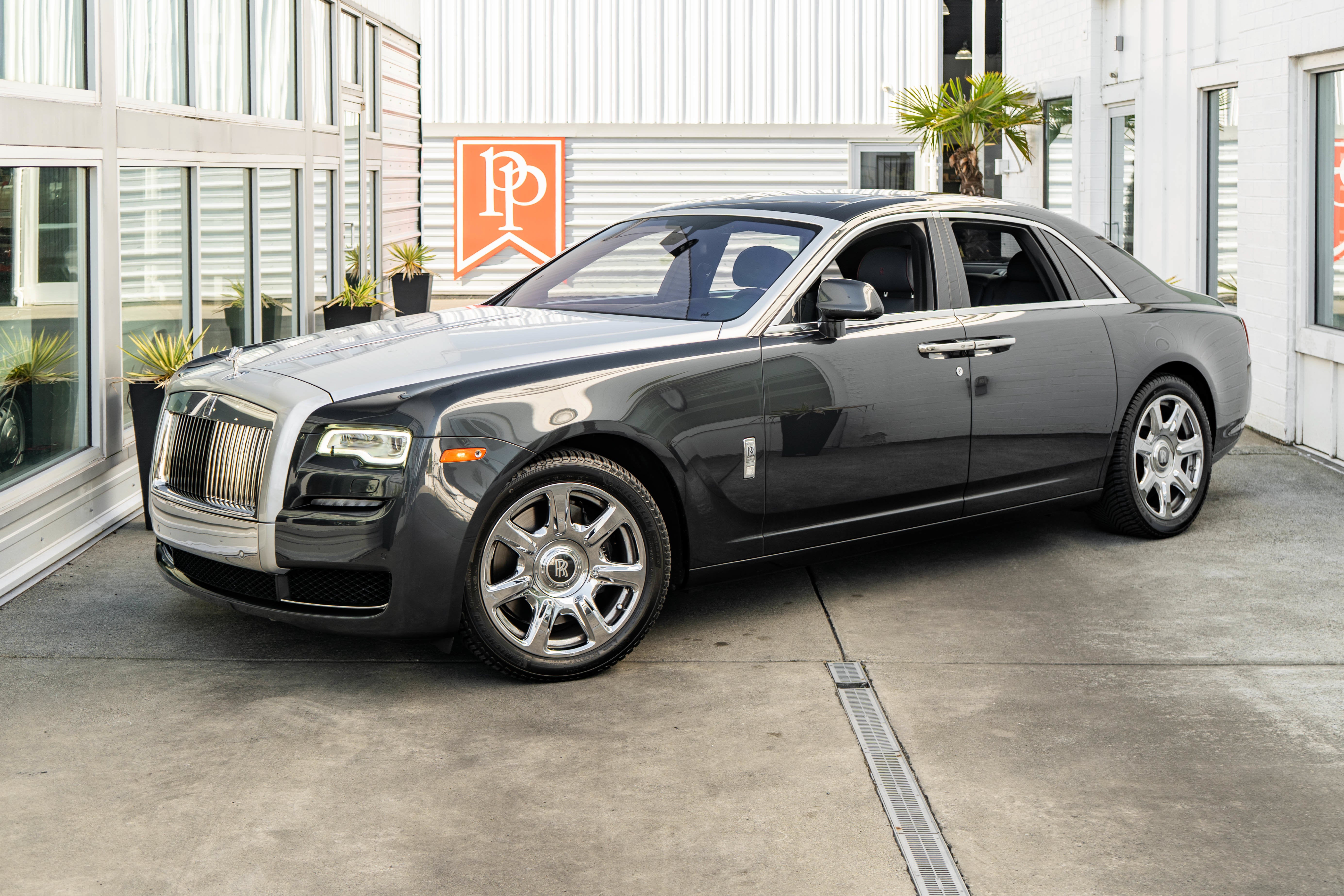 2017 Rolls-Royce Ghost Sedan