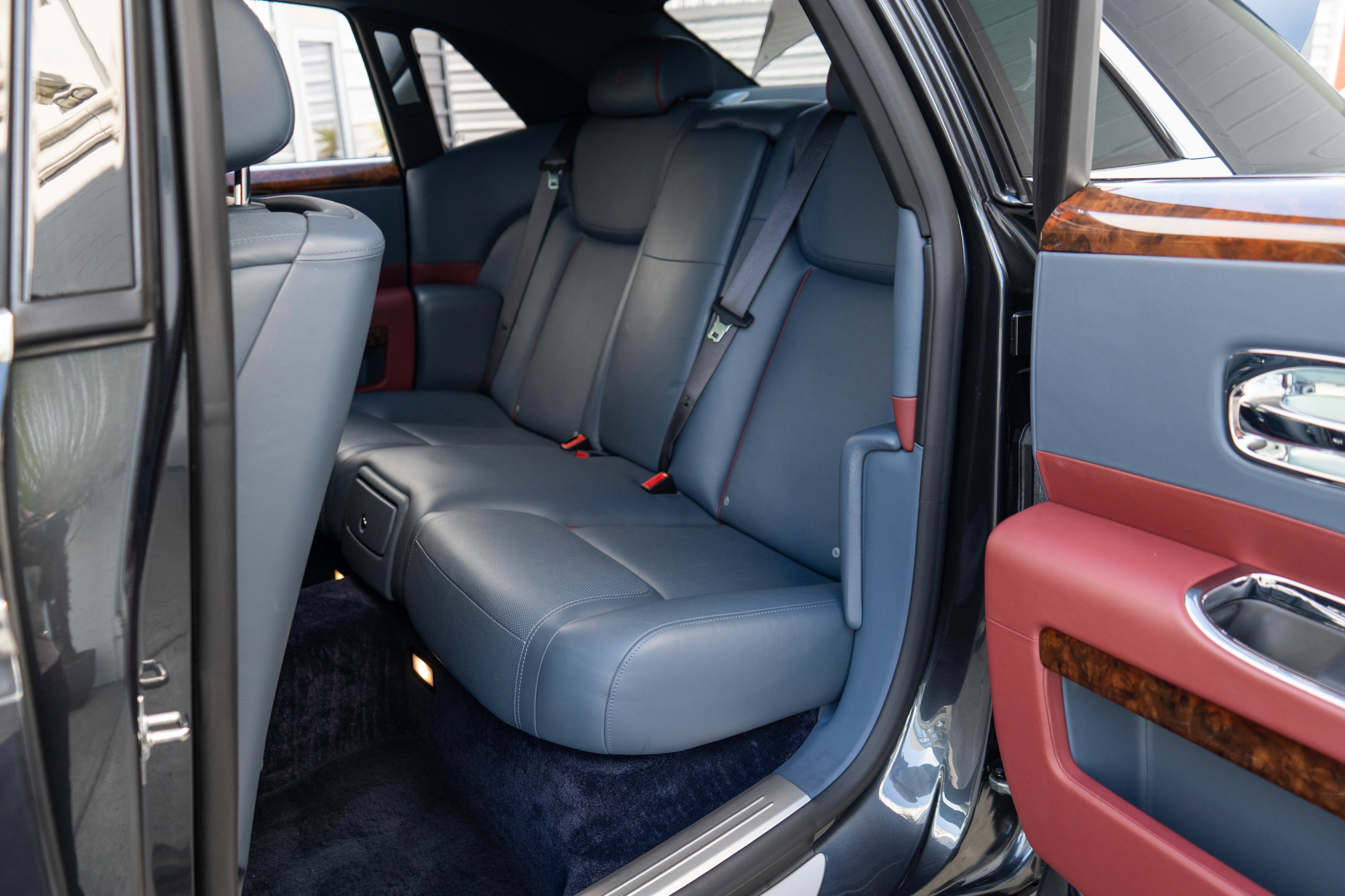 2017 Rolls-Royce Ghost Sedan
