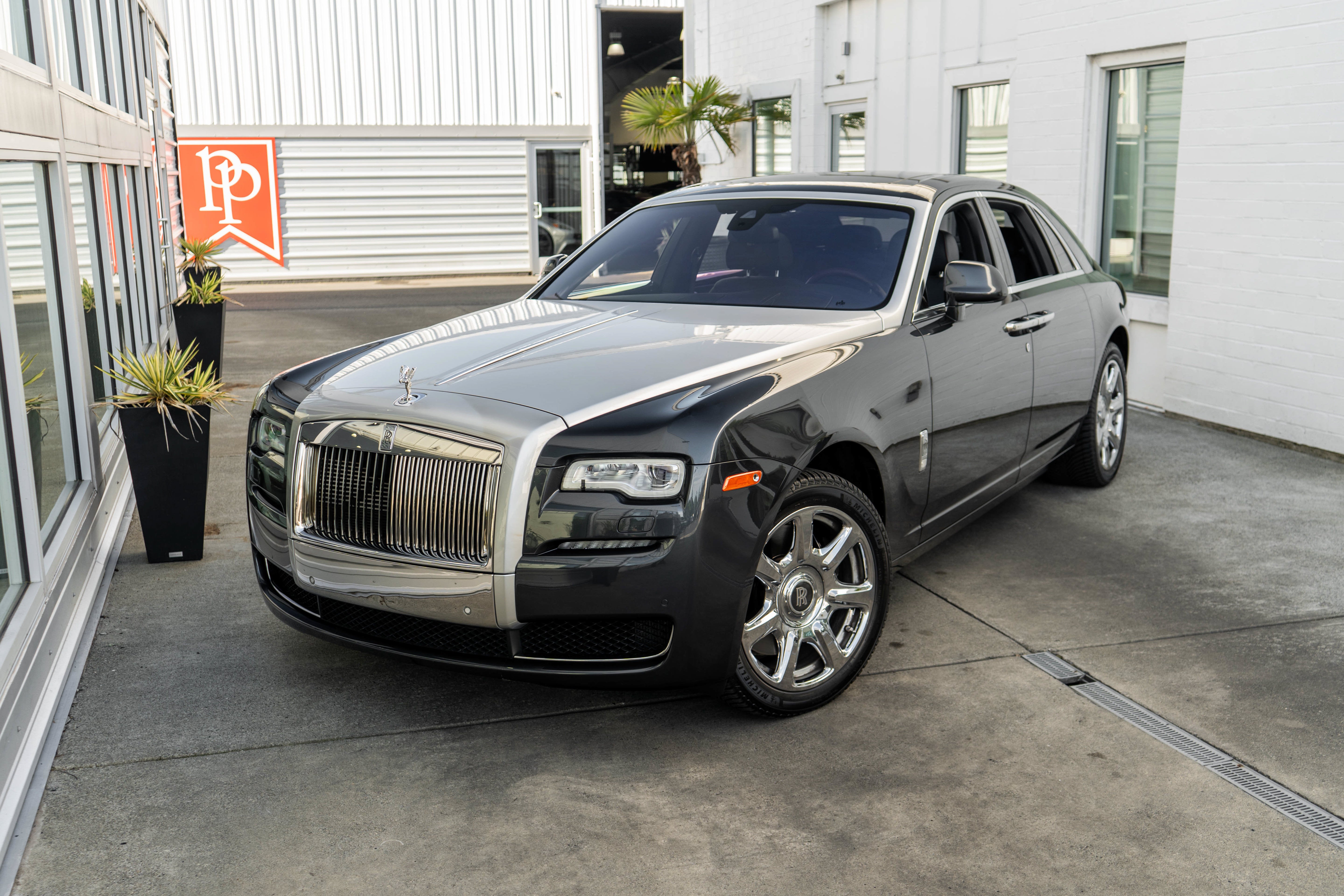 2017 Rolls-Royce Ghost Sedan