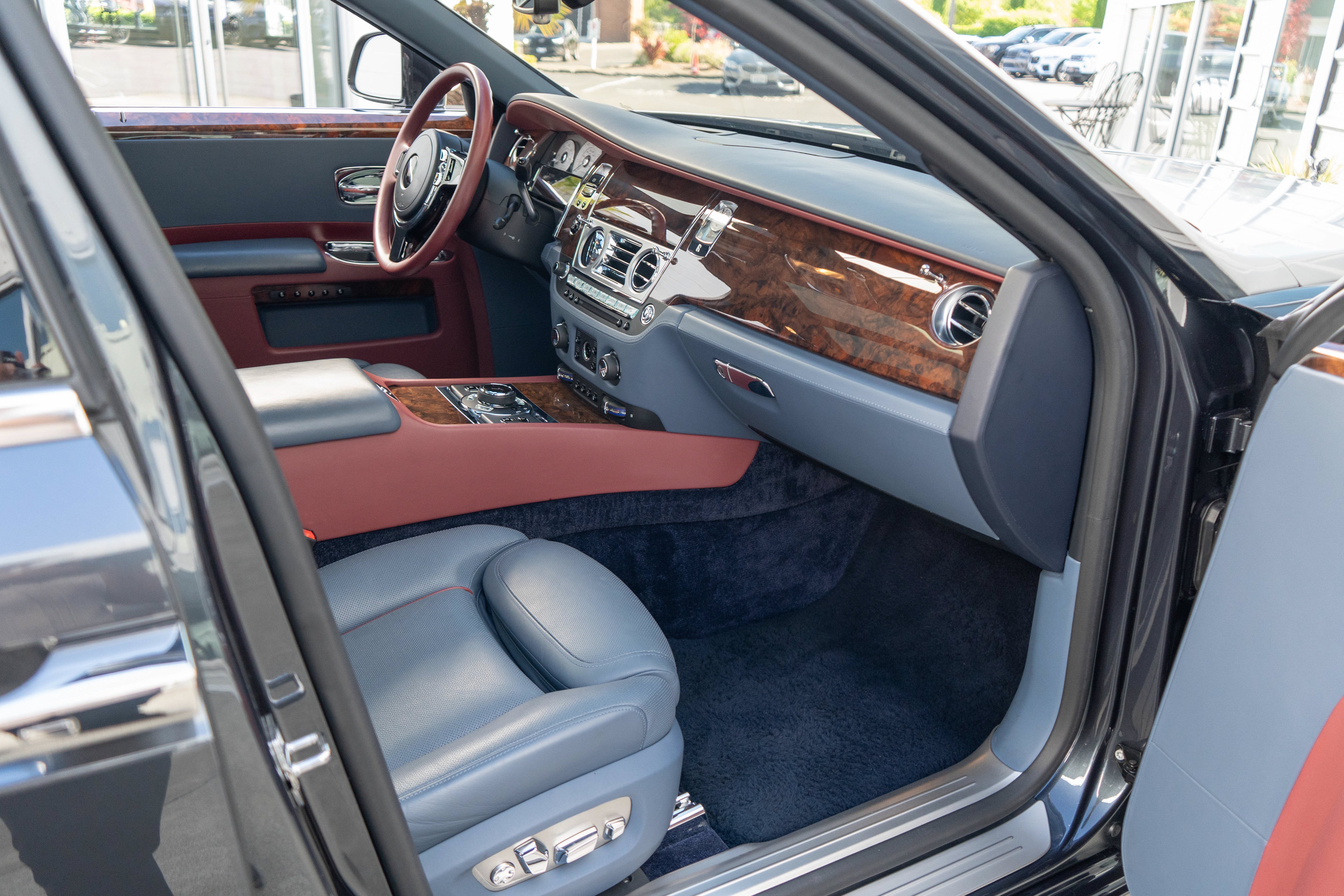 2017 Rolls-Royce Ghost Sedan