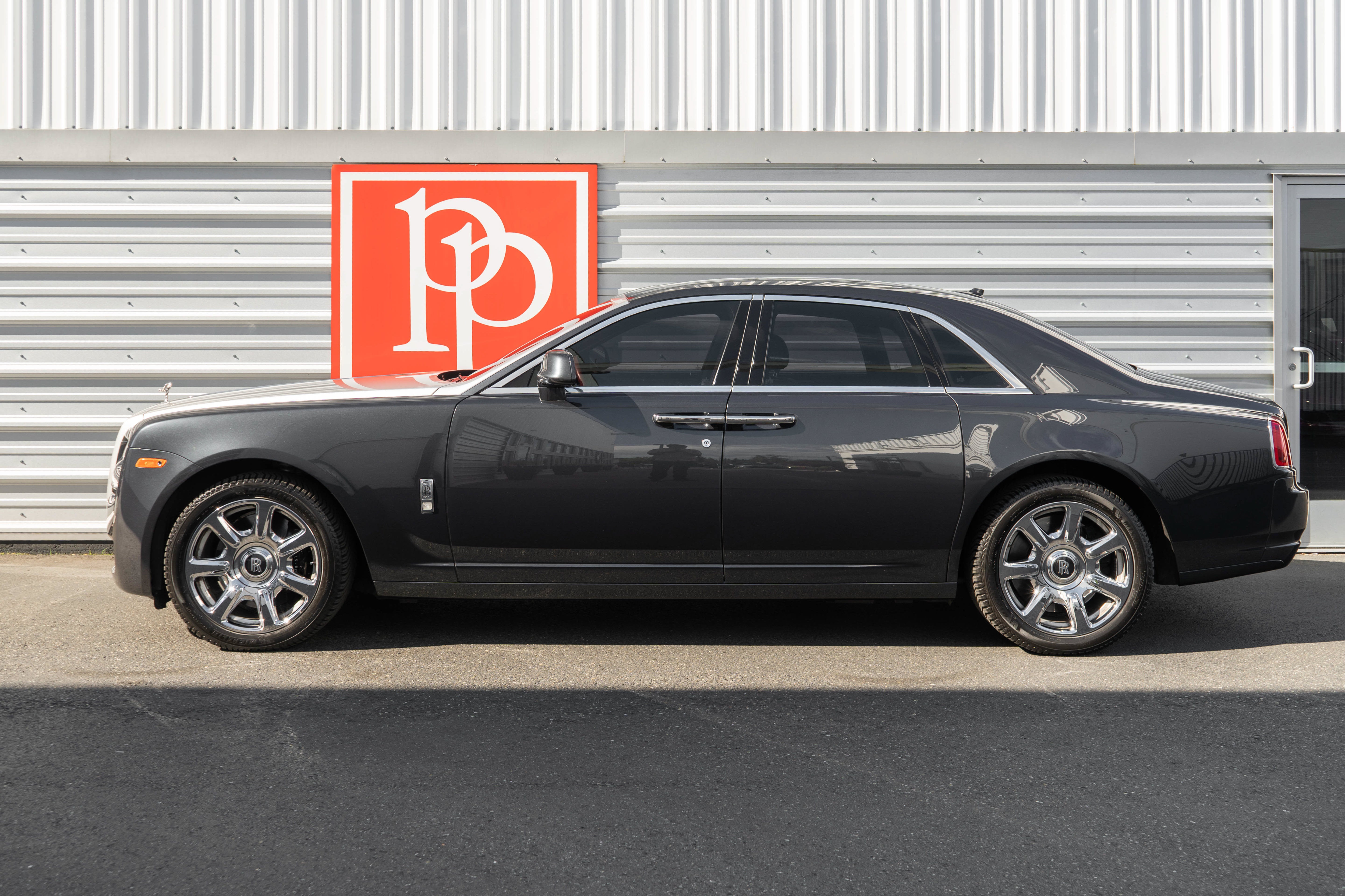 2017 Rolls-Royce Ghost Sedan