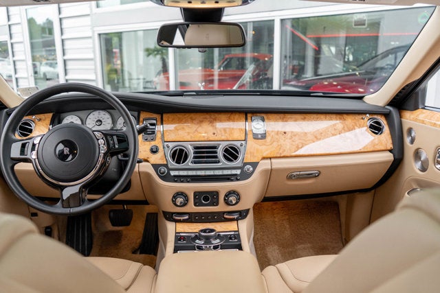 2017 Rolls-Royce Ghost Sedan