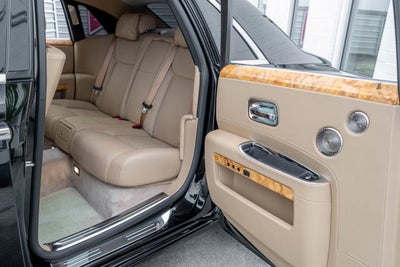 2017 Rolls-Royce Ghost Sedan