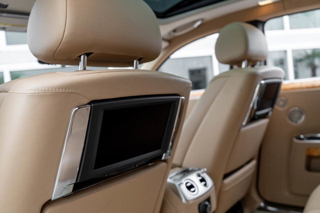 2017 Rolls-Royce Ghost Sedan