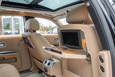 2017 Rolls-Royce Ghost Sedan