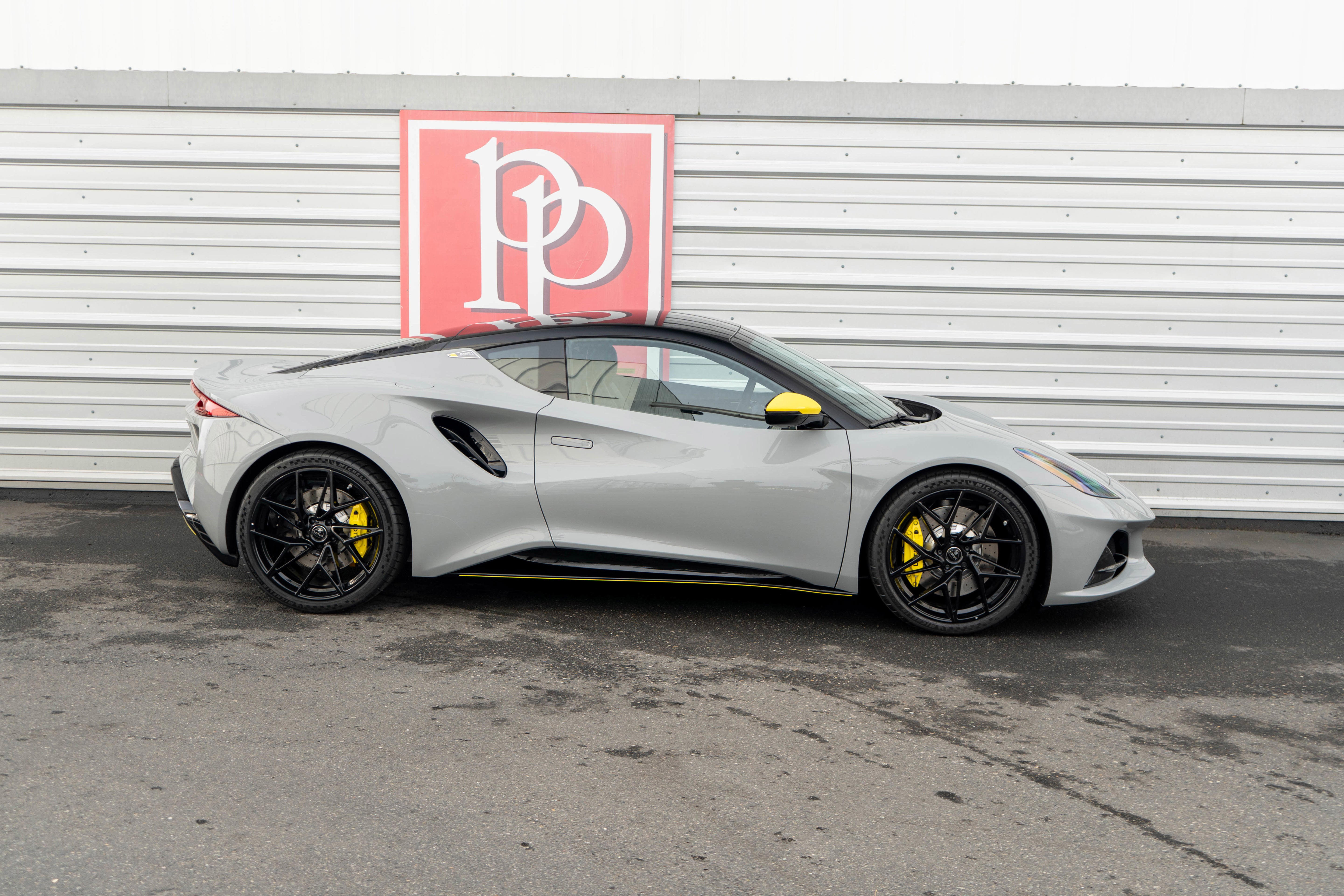 2026 Lotus Emira SE Racing Line