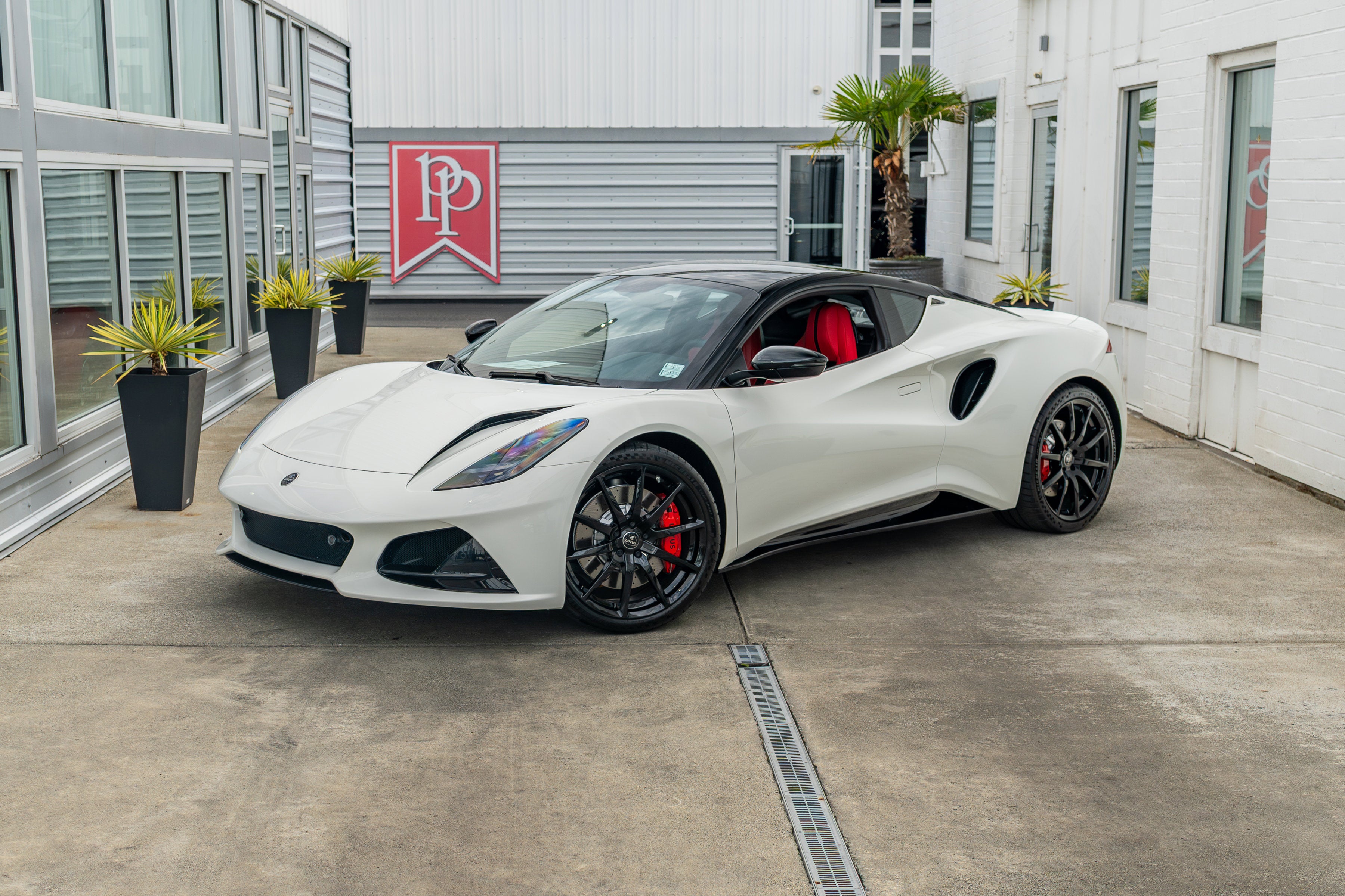 2025 Lotus Emira V6