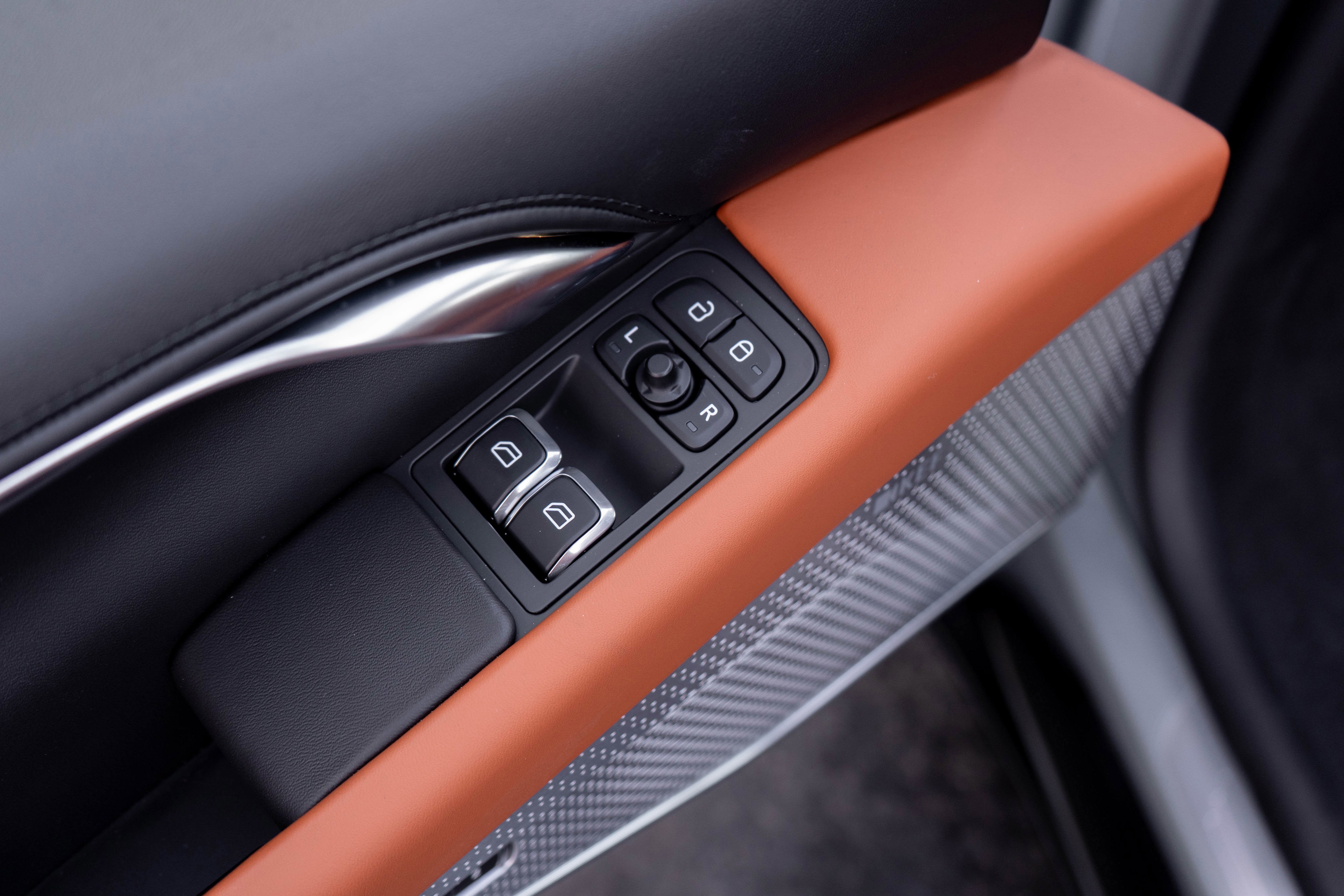 2026 Lotus Emira SE
