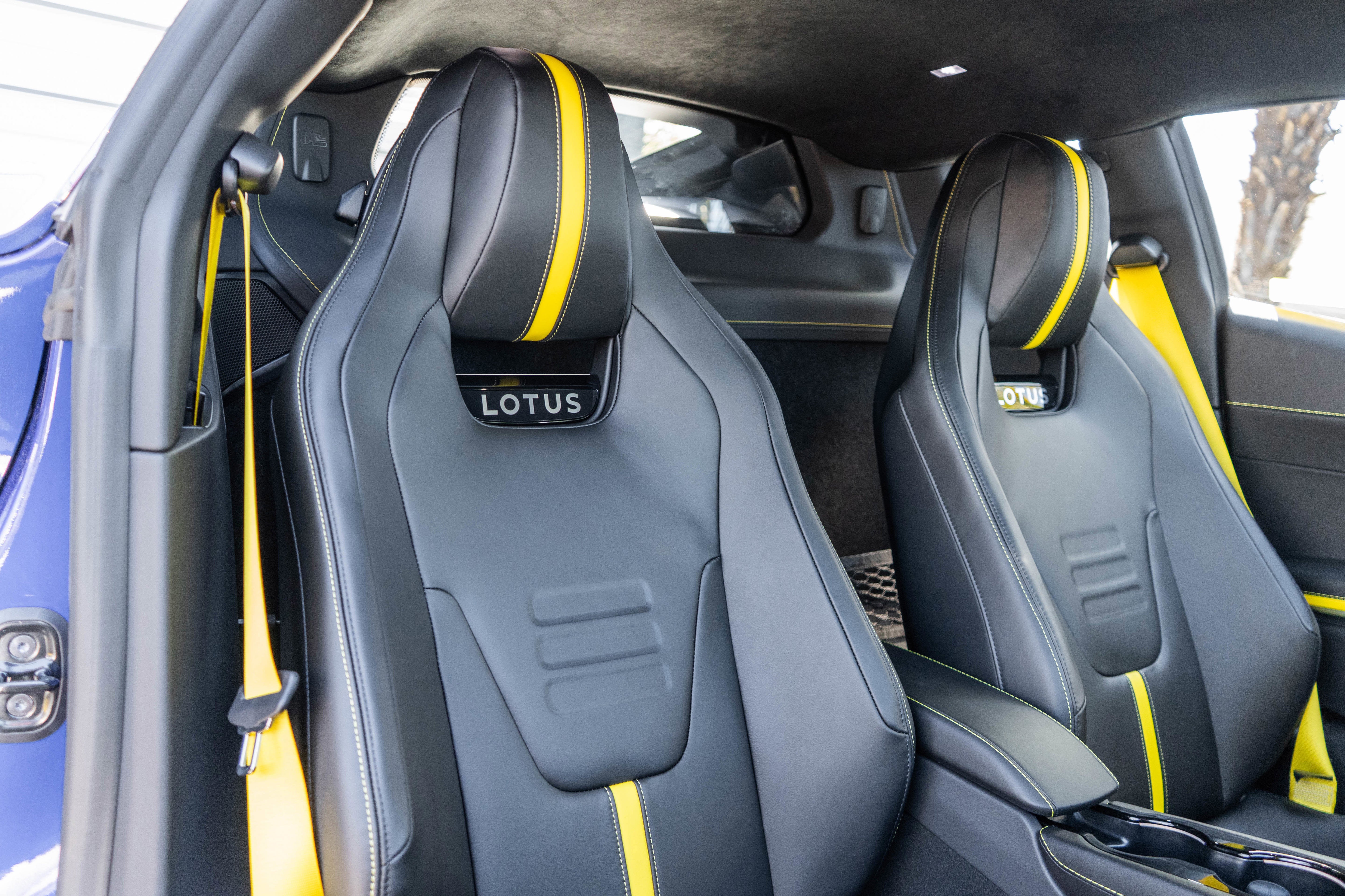 2026 Lotus Emira Turbo SE