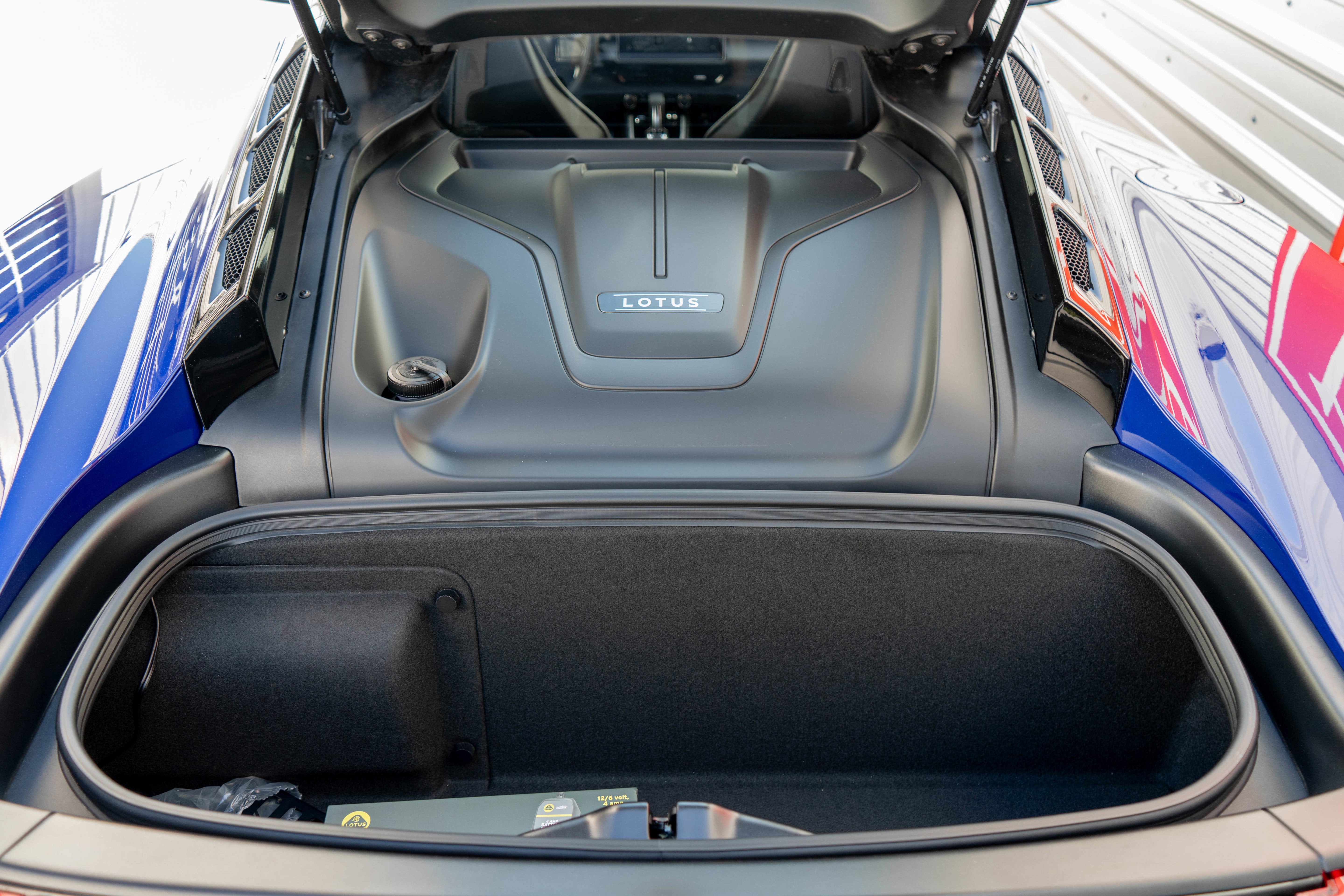 2026 Lotus Emira Turbo SE