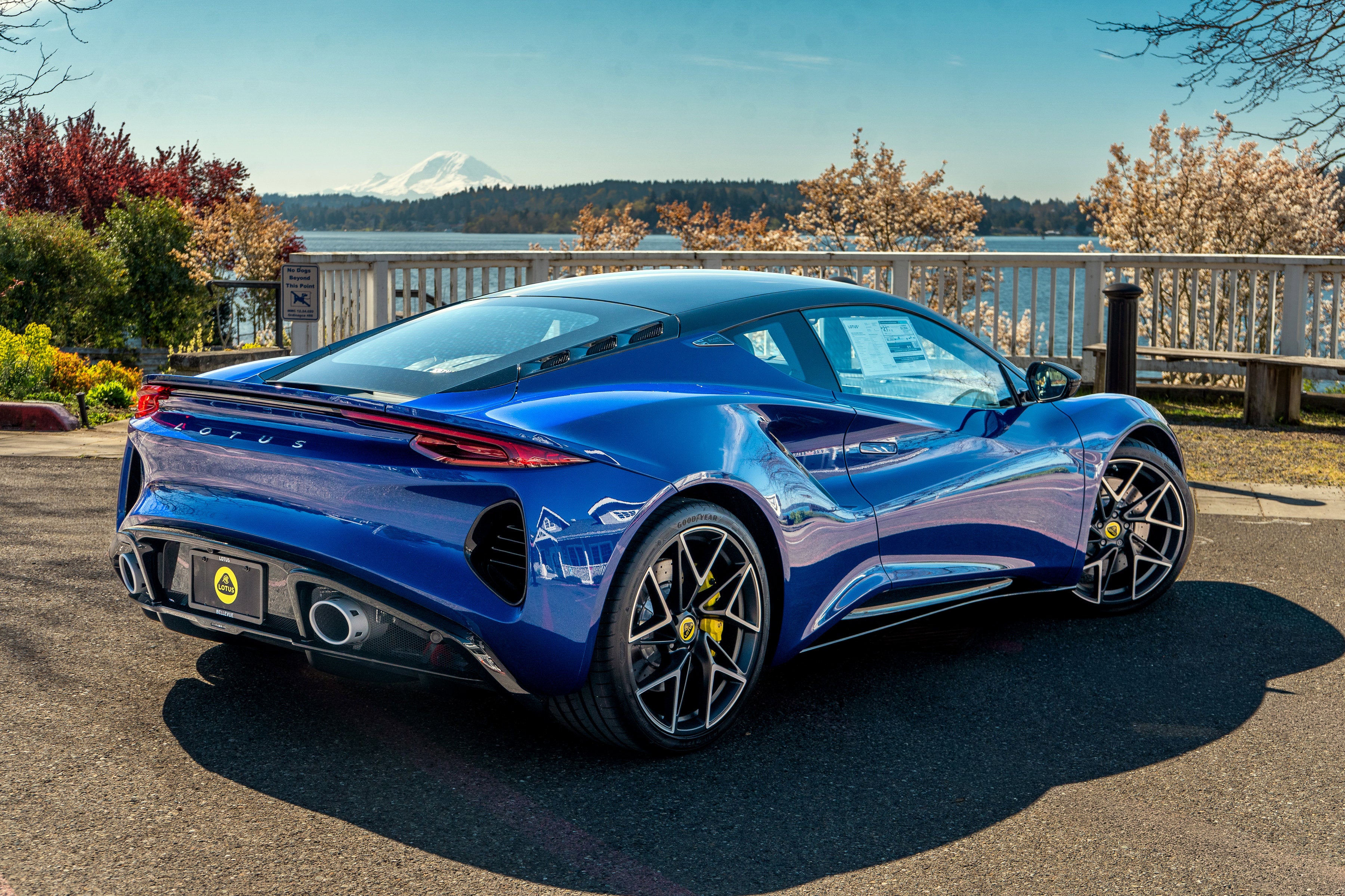 2026 Lotus Emira Turbo SE