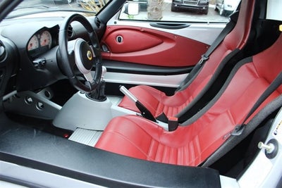 2005 Lotus Elise 2dr Convertible