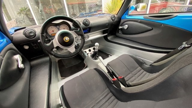 2005 Lotus Elise 2dr Convertible