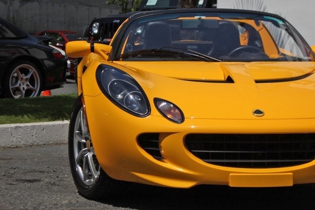 2005 Lotus Elise 2dr Convertible