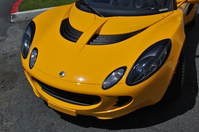 2005 Lotus Elise 2dr Convertible