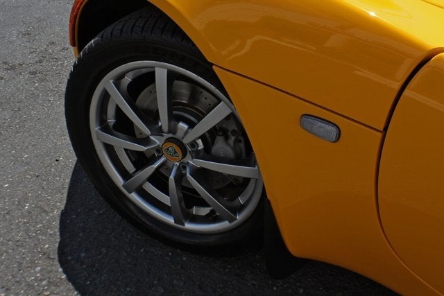 2005 Lotus Elise 2dr Convertible