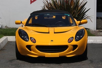 2005 Lotus Elise 2dr Convertible