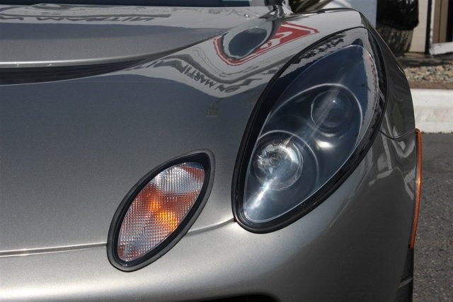 2005 Lotus Elise 2dr Convertible