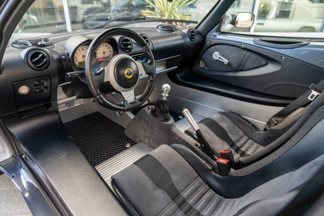 2005 Lotus Elise 2dr Convertible