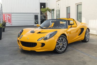 2006 Lotus Elise 2dr Convertible