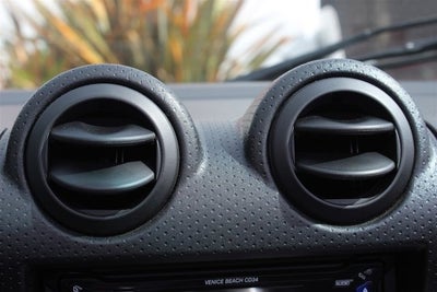 2005 Lotus Elise 2dr Convertible