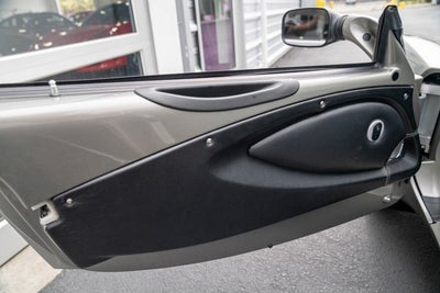 2005 Lotus Elise 2dr Convertible