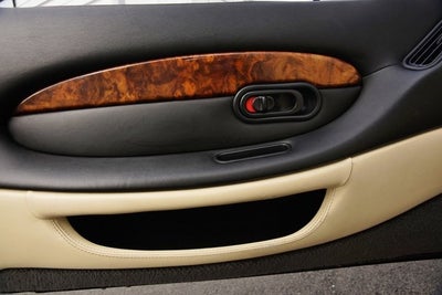 1997 Aston Martin DB7 Volante