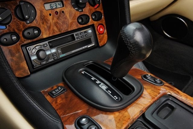 1997 Aston Martin DB7 Volante