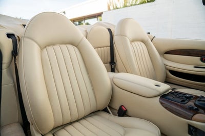 1997 Aston Martin DB7 Volante