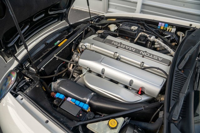 1997 Aston Martin DB7 Volante