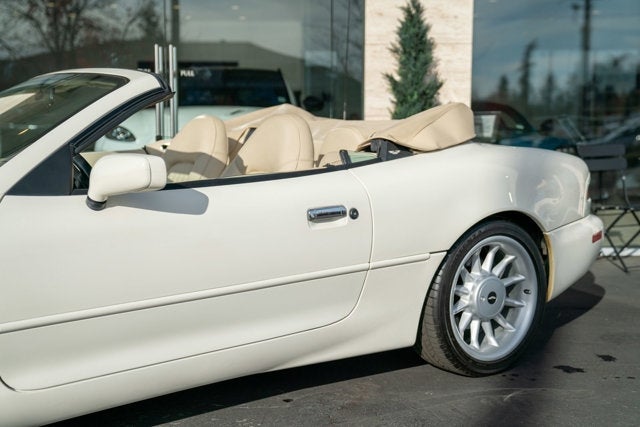 1997 Aston Martin DB7 Volante