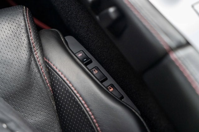 2007 Aston Martin DB9 2dr Cpe Manual