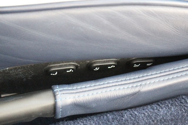 2001 Aston Martin DB7 V12 Vantage Volante