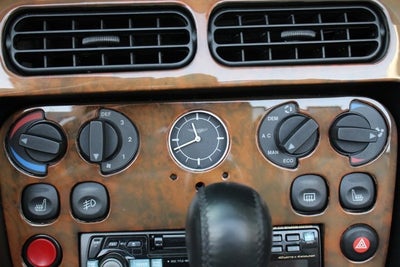 2001 Aston Martin DB7 V12 Vantage Volante