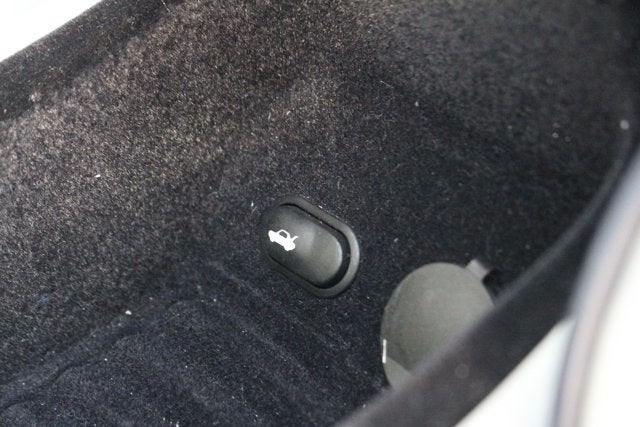 2001 Aston Martin DB7 V12 Vantage Volante